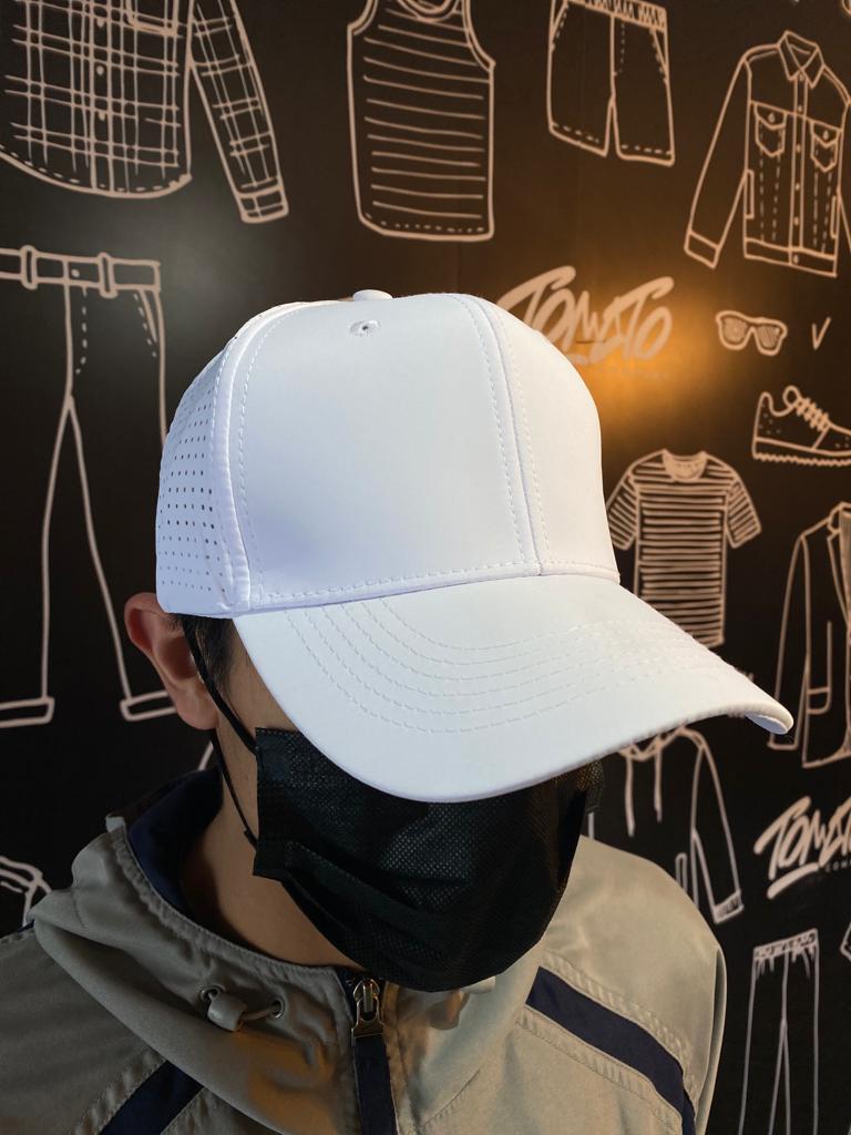 Gorra Premium Blanco con Malla de Tela